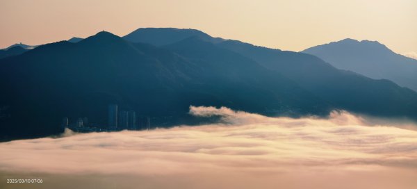 觀音山差強人意 #日出 #雲海 #雲瀑 3/102731984