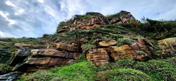 基隆暖東峽谷，金山獅頭山公園，燭臺雙嶼，金包里山，神秘海岸，巨岩海蝕洞（一線天）2030713