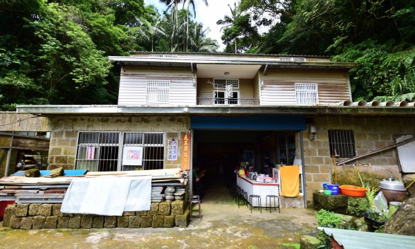 下橫坪西南峰 -下橫坪山-下橫坪東峰-天王廟-佛光寺-中央坑山-串空湖山-南窟山-法濟寺1746374