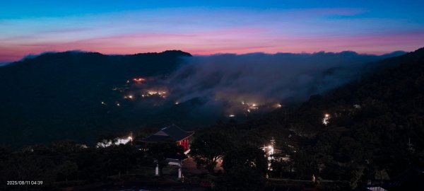 #新店四十份 #翡翠水庫壩頂 #夜景 #火燒雲 #日出 #雲瀑  #霧虹 8/112856687