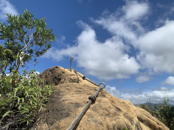 筆架山越嶺登山步道