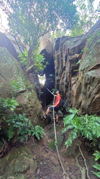 台北丹鳳山軍艦岩唭哩岸山奇岩山順走奇岩埤O型2763216