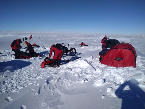 「前進南極點」進度報告(四) 世界盡頭的最後100公里 台灣首支南極長征隊挑戰進入倒數