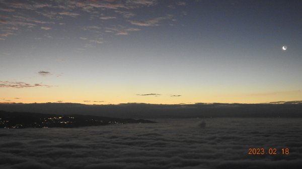 觀音山日出雲海+觀音圈+下弦月+曙光火燒雲&太平濱海步道晚霞海霧&琉璃光2/182035159