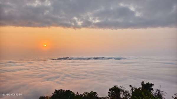 #馬那邦山 #夕陽 #雲海 #雲浪 3/82730360