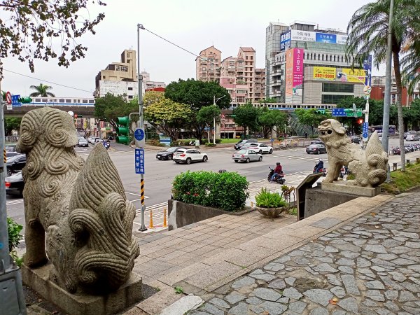 美麗的劍潭、渾然天成的猴洞巨岩和湖山磺溪1320178