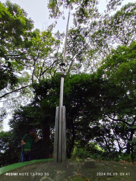 走訪新北市中和區及土城區的名勝古蹟：圓通禪寺、牛埔頭山、新加坡山2518381