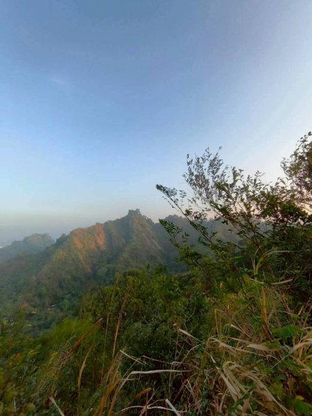 20251213 高雄觀音山15連峰🤔一直走不回頭繞2961528