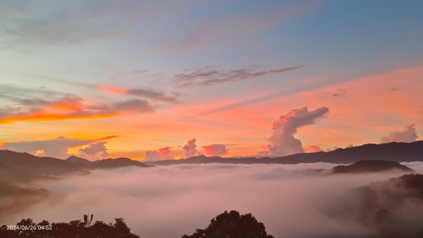 坪林趴趴走追雲趣 - 日出火燒雲雲海&觀音圈6/26 & 302535238