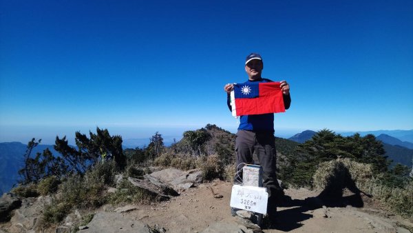 郡大山 北峰 望鄉山487452