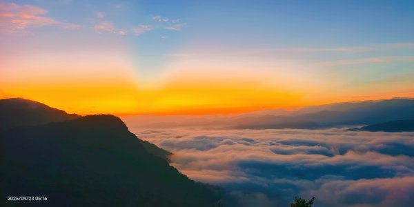 #翡翠水庫壩頂 #山羌 #霞光 #日出 #雲海 9/23
