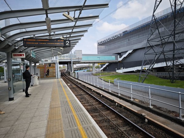 2025_0425 倫敦馬拉松順遊西歐 D7b(領倫敦馬拉松參賽物資)2793732