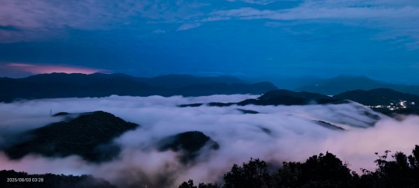 石碇趴趴走追雲趣 #二格山 #琉璃光 #雲海流瀑 #火燒雲 #雲海 #雲海 8/3 & 42850324