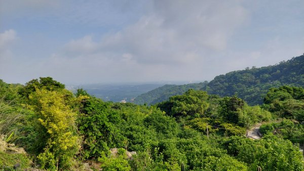 楓樹湖古道登面天北稜上面天山2782202