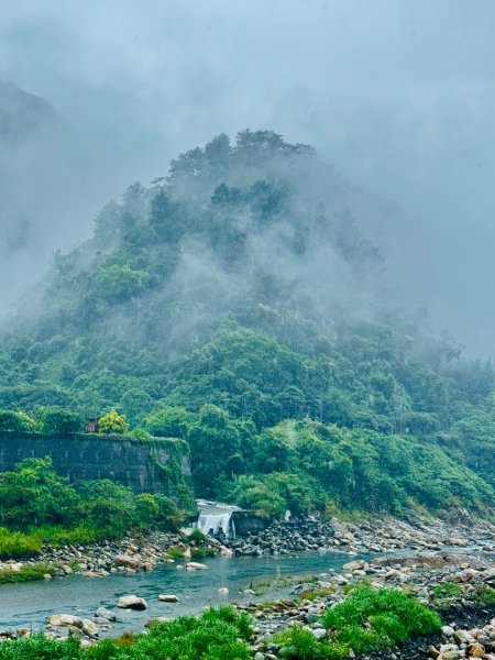 雨下的白毛山步道與白鹿吊橋2805302