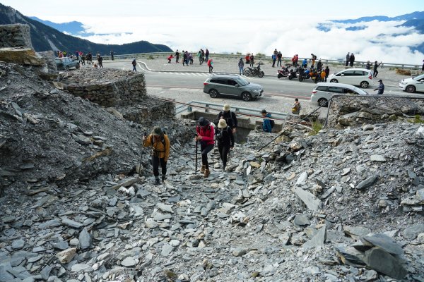 南橫三星 | 南橫公路風華再現、埡口爍爍關山嶺山1700356