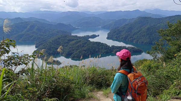 (姨婆趴趴走)第三十八集:攀登新北石碇小格頭獅頭山，探訪翡翠水庫的鱷魚島、千島湖、土虱頭景觀