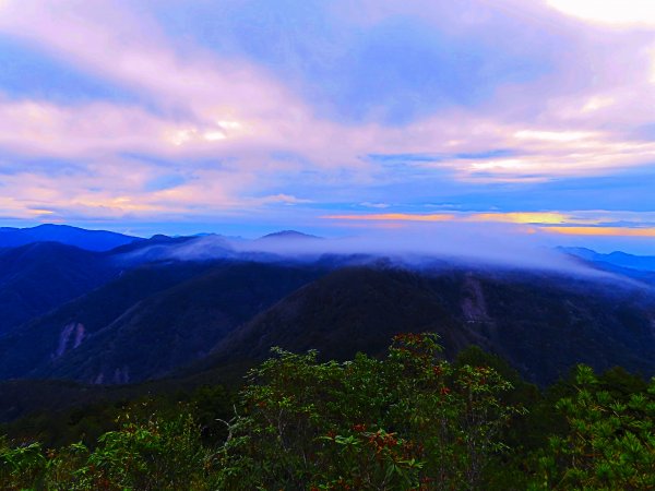 阿里山尋石山，五彩繽紛的石山引水道792462