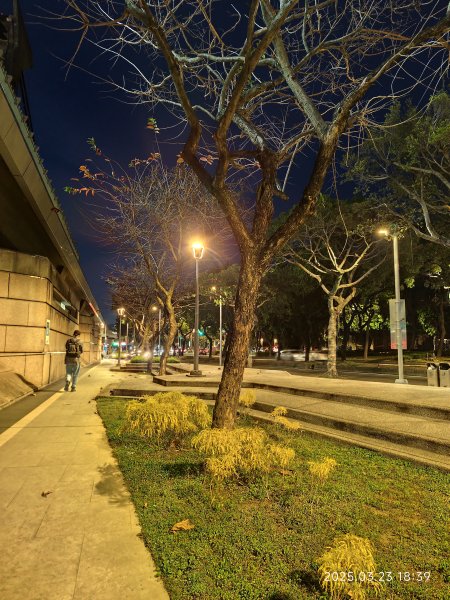 【臺北大縱走 5】碧山巖→忠勇山越嶺步道→金龍產業道路→圓明寺步道→鄭成功廟步道→文間山→劍潭山步道2744929