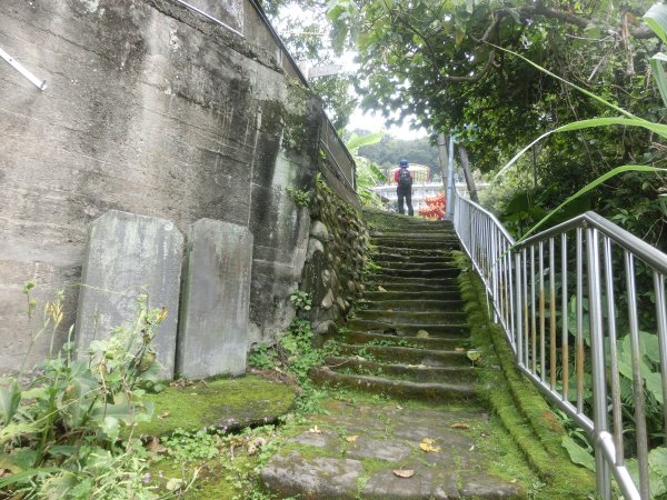 劍南山．鄭成功廟．劍南蝶園．劍潭古寺557815