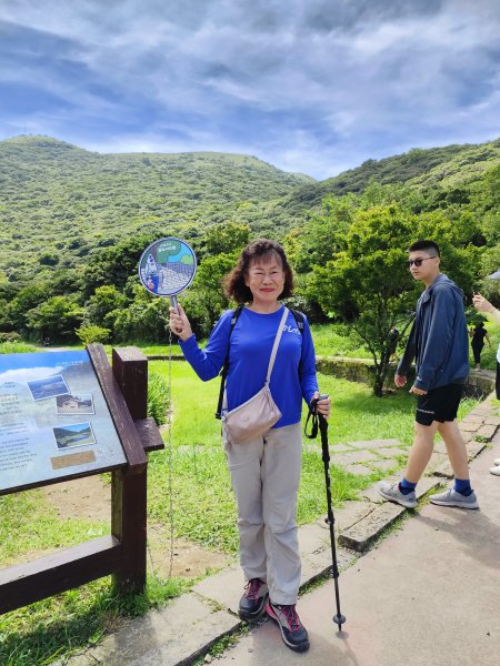 二子坪、二子山西峰、二子山東峰、大屯自然公園、菜公坑山、陽明山前山公園【臺北大縱走 1&2】2540937