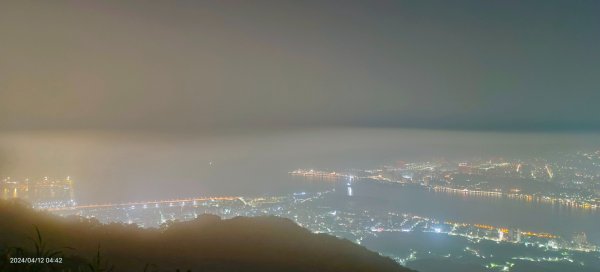 晨霧瀰漫的觀音山2476158