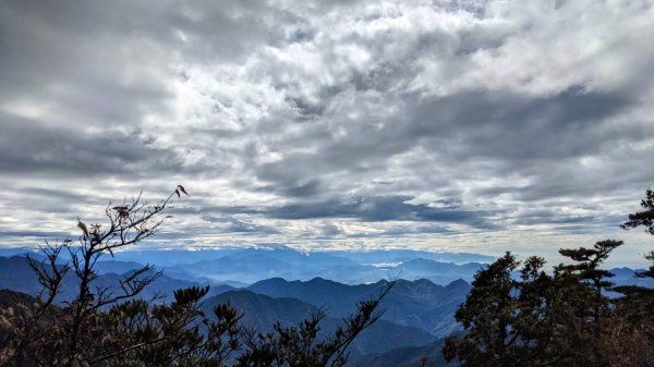 鳶嘴稍來山步道1538809