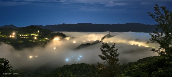 #二格路 #琉璃光 #雲瀑 #二格山  #雲海流瀑  6/173075607