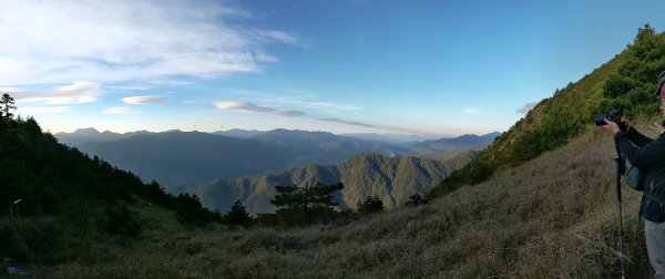 疫情爆發前之母親節登志佳陽大山1416847