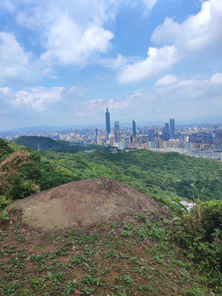 臺北大縱走第六段：中華科技大學至捷運麟光站2790246