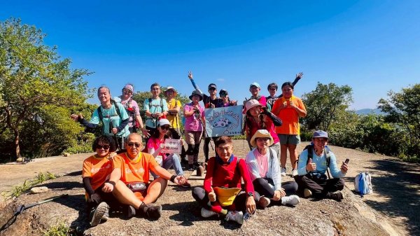 🌈11/8（六）桃園神社+虎頭山風景區尋找10連峰✨FB：熊熊趴爬走🌈2932444