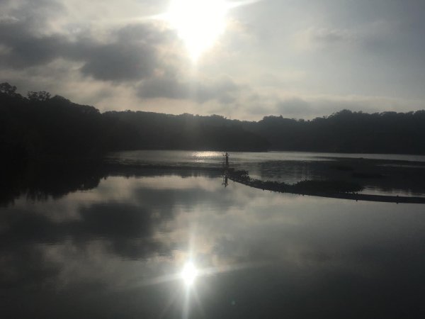 峨嵋環湖步道o走 峨嵋環湖步道、湖光山色、夕陽餘暉、吊橋遊艇、碼頭漁家1924401