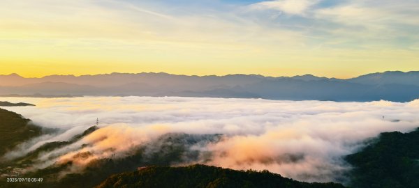 #二格山 #雲瀑 #火燒雲 #霞光 #雲海流瀑 #日出 9/10 #坪林南山寺 9/112881563