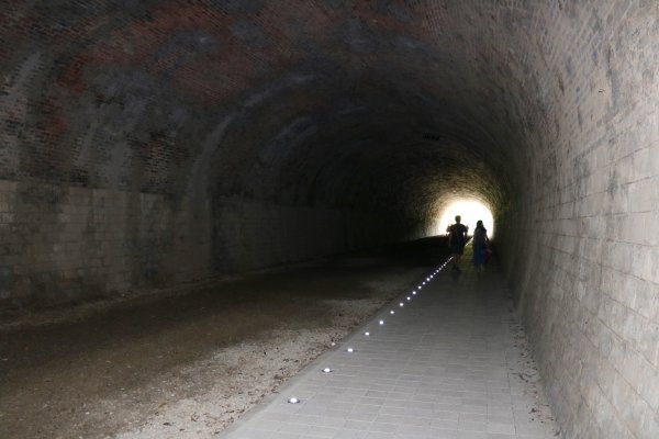 苗栗唯一鐵路雙線子母舊隧道~崎頂子母隧道950920