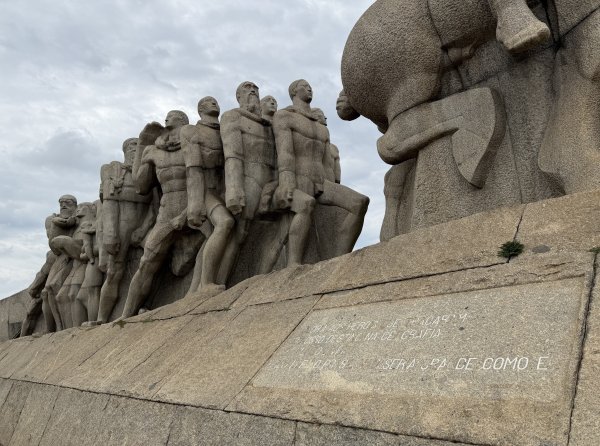 [紐約馬之行-70] 2025_1116 先鋒旗手紀念碑2956891