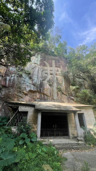 新店和美山三潭縱走中和三山-南勢角天上山-日月洞2588661