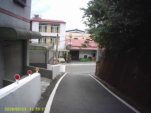 台18號公路的隙頂山3061241