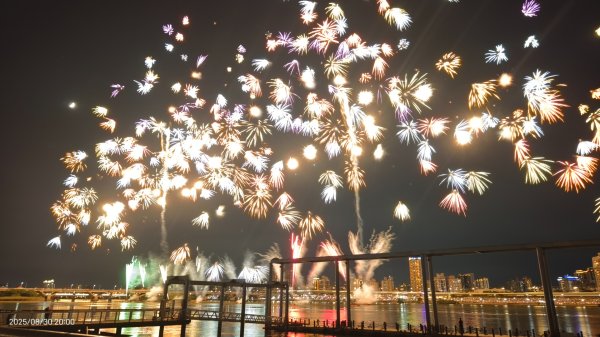 #大稻埕碼頭 #夏日煙火 8/30& #觀音山 八里牛寮埔 8/312874163