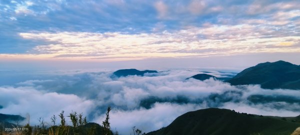 陽明山趴趴走追雲趣 1/172983285
