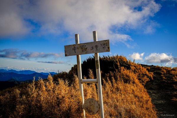 [冬訪大霸聖山岳參行]-榮耀桂冠B'bu' Papak聖稜精選輯2974761