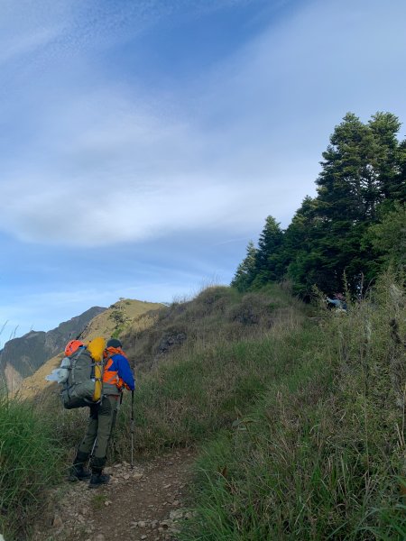 雪山主東北下翠池｜4天4夜｜北稜角上雪北｜聖稜線Y型縱走｜拜訪童話夢幻小屋｜入門C+級縱走2087900