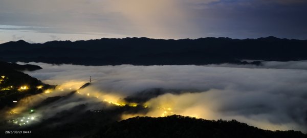 #二格山 #琉璃光 #雲瀑 #雲海流瀑 #火燒雲 #日出 8/21&222866252
