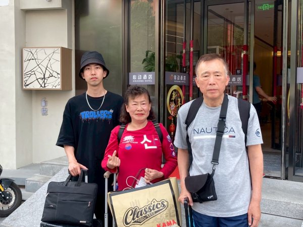 高鐵山西大同南站至北京清河站、北京胡同2842134