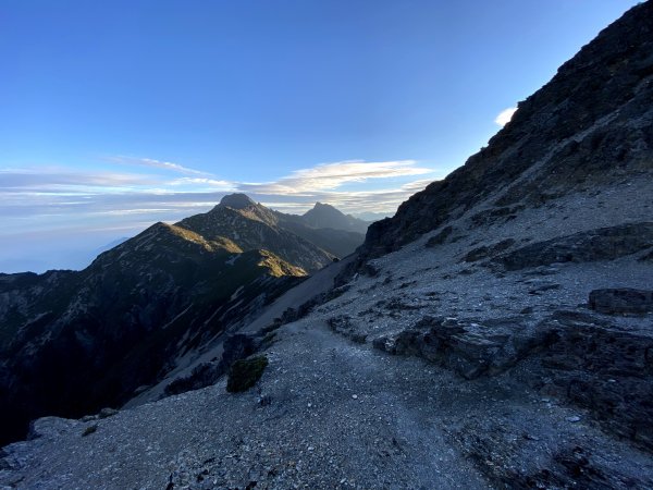 玉山後四峰-不同角度看玉山、圓峰雲海964355