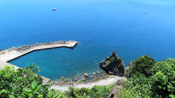 110.0512 基隆嶼登島登塔繞島三合一1385439