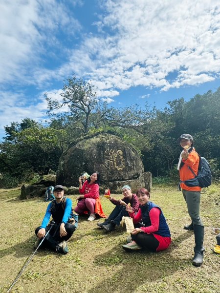 20250201貢大縱走(大石壁坑山主北峰-五酒桶山-龍崗山-吾居吾墅步道)2703728