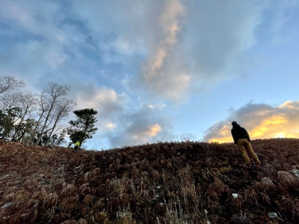 卡社山、拉夫朗山、加年端山 (三)1357553