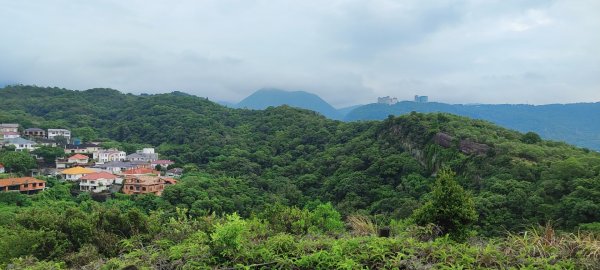 軍艦岩丹鳳山2602404