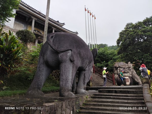 走訪新北市中和區及土城區的名勝古蹟：圓通禪寺、牛埔頭山、新加坡山2518387