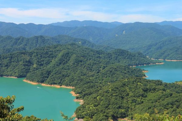 〔石碇〕鱷魚島🐊🐊🐊，晴空萬里下的萌萌淡碇鱷   最美。石碇 千島湖 土虱頭  永安景觀步道2213349